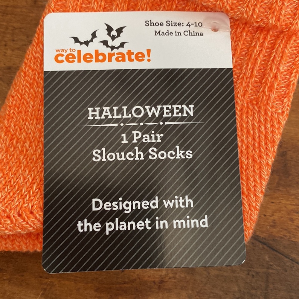 Bundle of 3 Pairs of Halloween Slouch Socks Pumpkin Ghost Spider Spooky Season - Picture 5 of 6